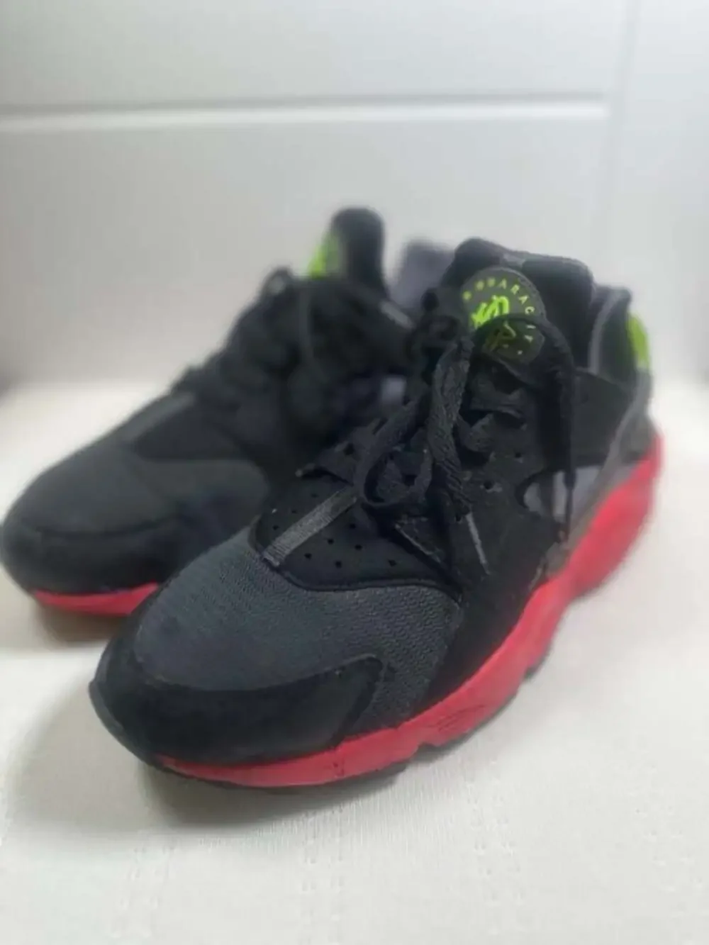 Nike Air Huarache Hyperpunch